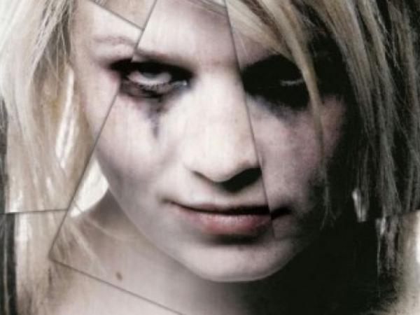 plakat_exorcismus-opetanie-amy-evans-2010_70782_800_600