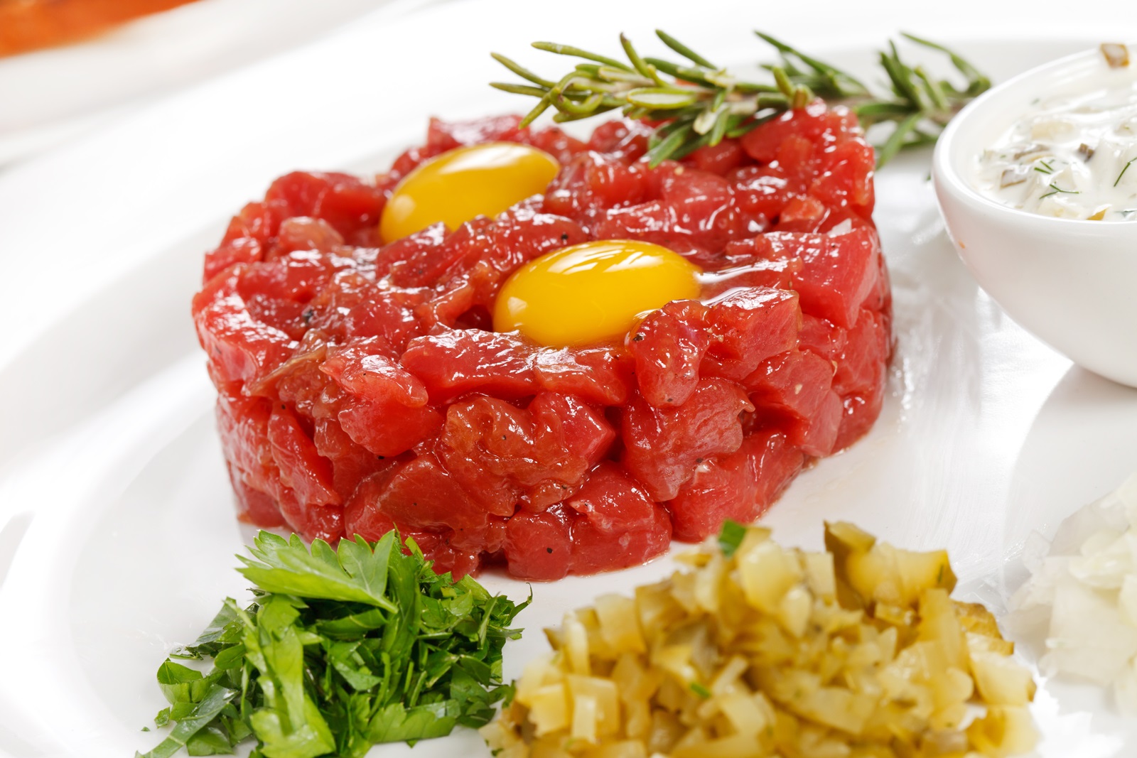 befsztyk tatarski z polędwicy wołowej