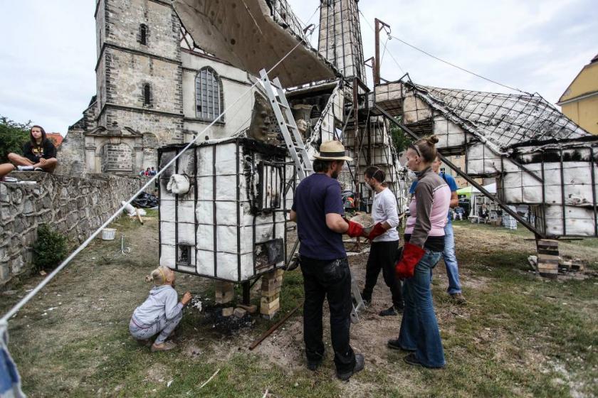 9634596177_811332595a_k