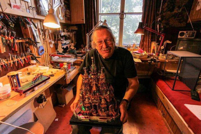 9914910423_83ee82b231_k