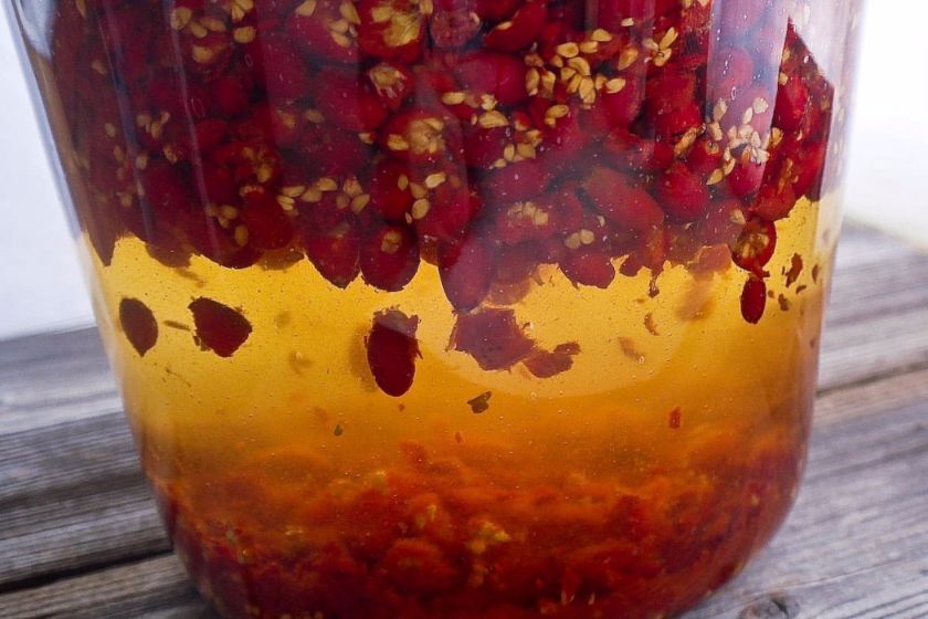 wino z owoców dzikiej róży